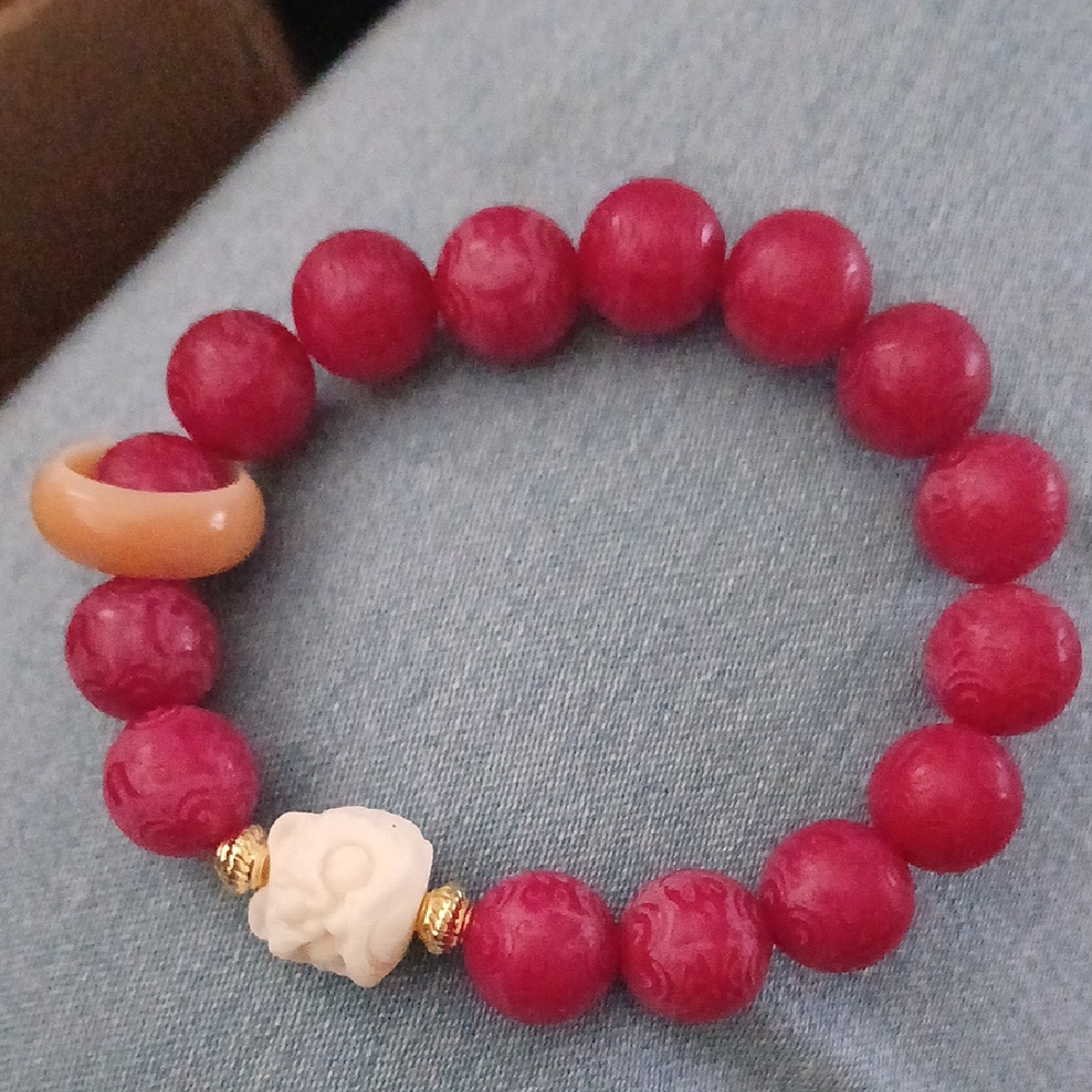 Red Bodhi Beaded Bracelet with Ivory Accent